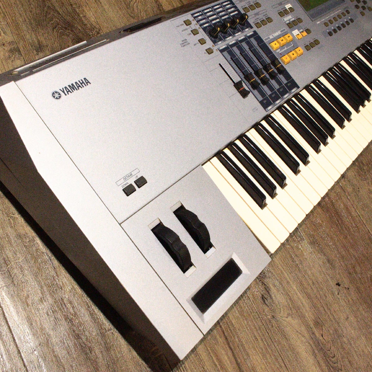中古】YAMAHA / MOTIF ES7 【渋谷店】 | ～76鍵盤 | イシバシ楽器