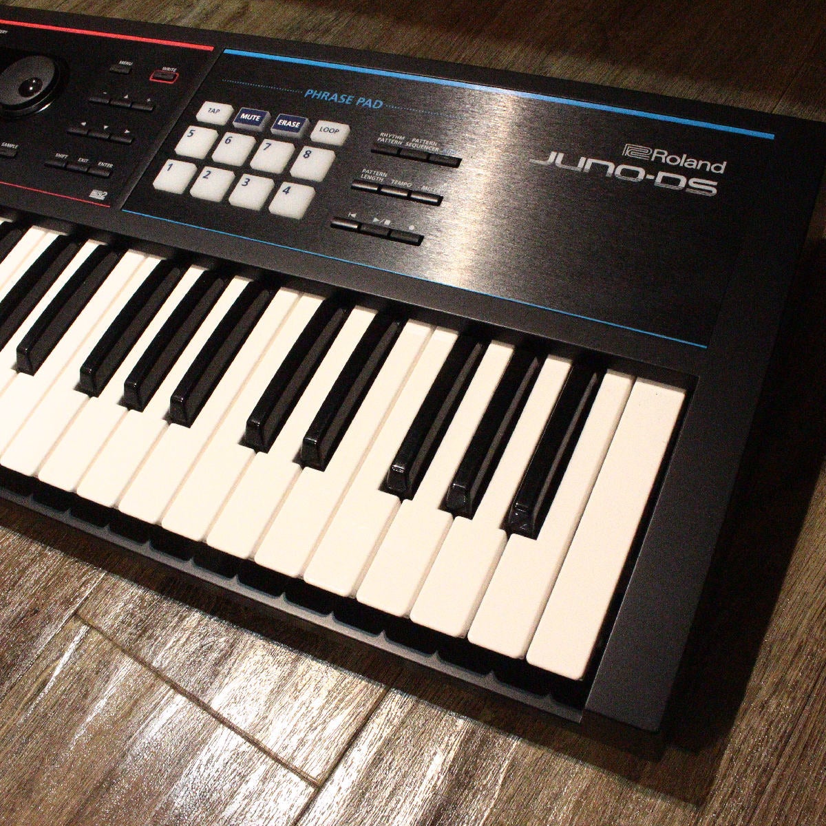 中古】ROLAND / JUNO-DS61 【渋谷店】 | ～61鍵盤 | イシバシ楽器