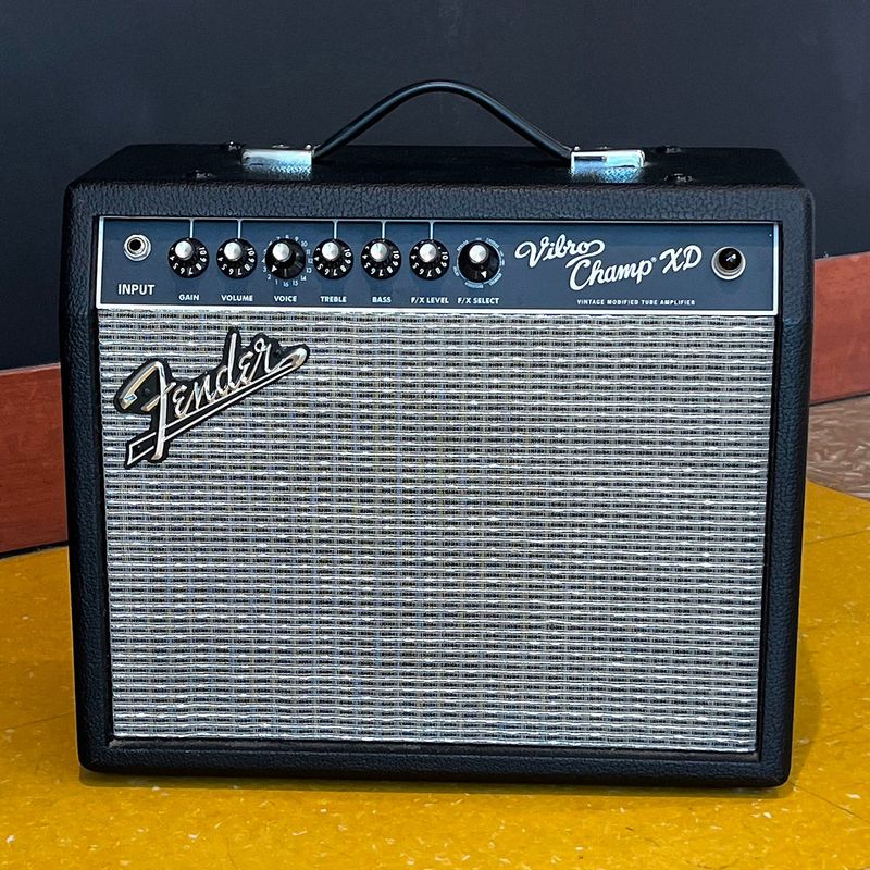 Fender MEXICOのギターアンプ 中古】Fender / Vibro Champ XD フェンダー 5W ギターコンボアンプ