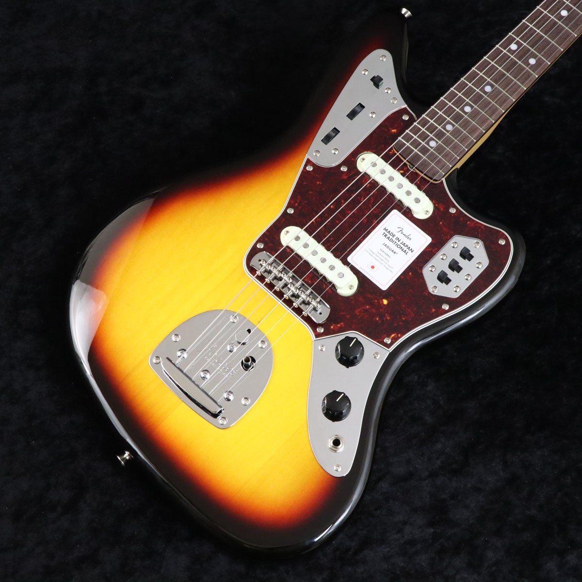 Fender / MIJ Traditional 60s Jaguar 3-Color Sunburst [3.56kg