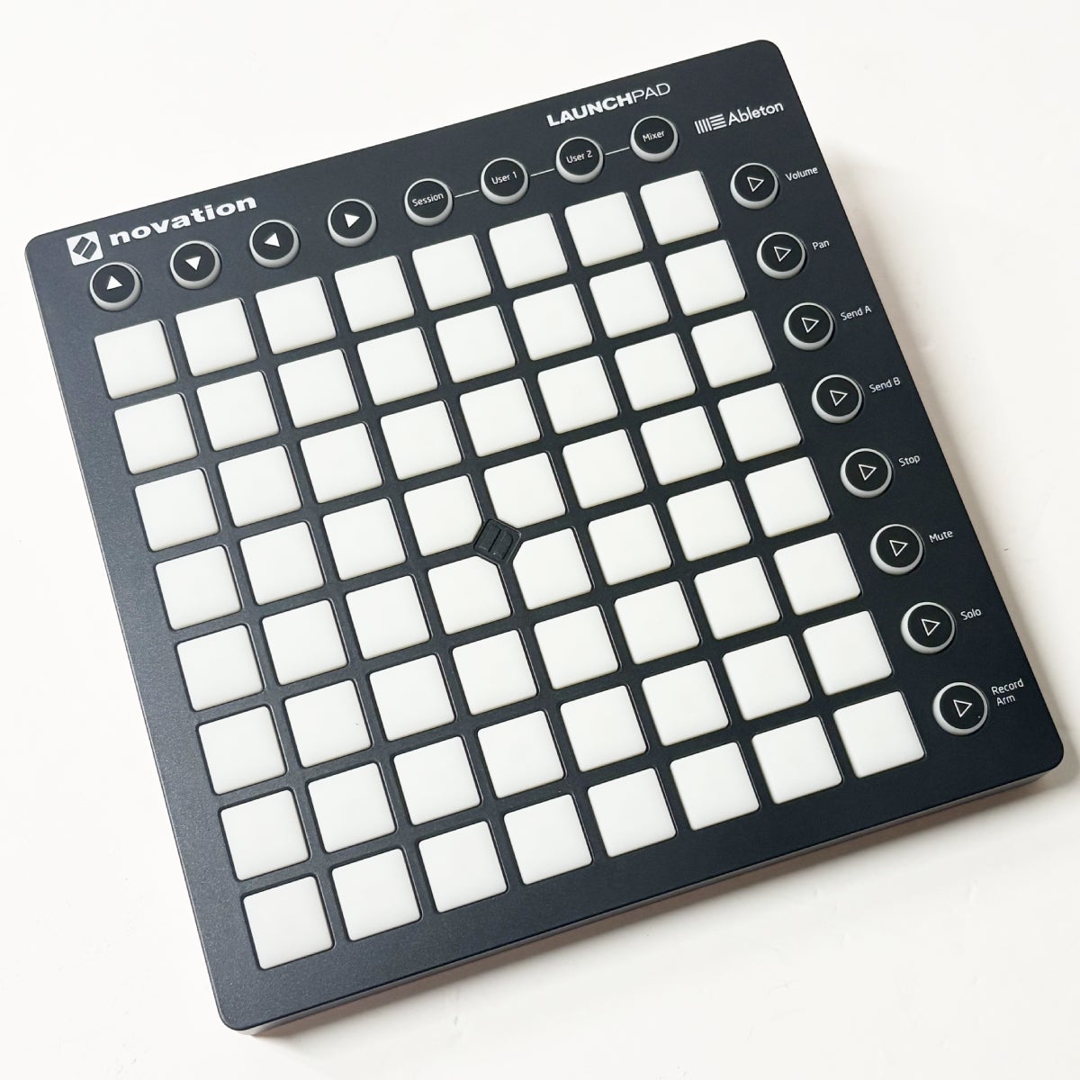 中古】NOVATION / LAUNCHPAD 【渋谷店】 | MIDIコントローラー