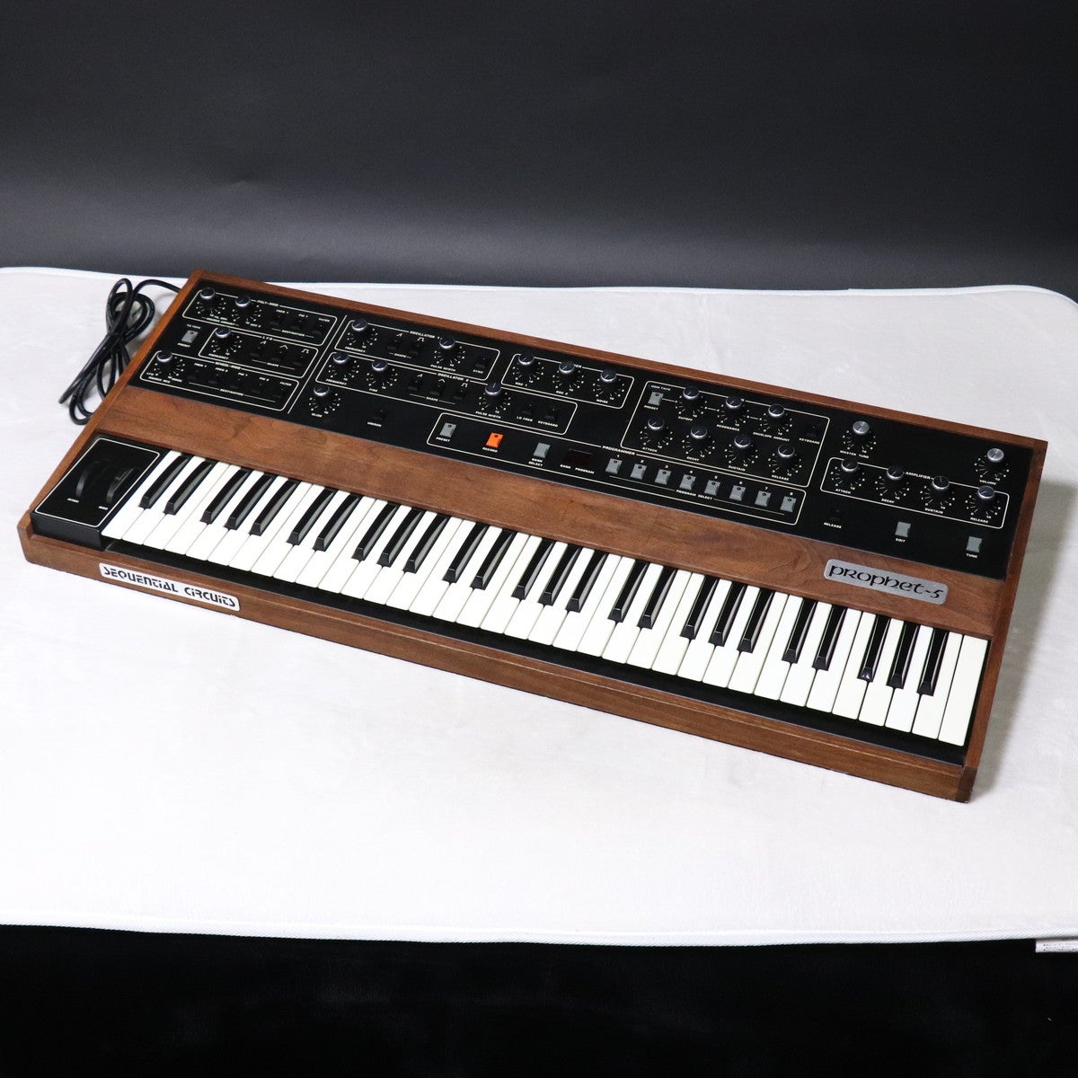 中古】SEQUENTIAL CIRCUITS INC / PROPHET-5 REV2 【梅田店 中古】SEQUENTIAL CIRCUITS INC / PROPHET-5 REV2 【梅田店