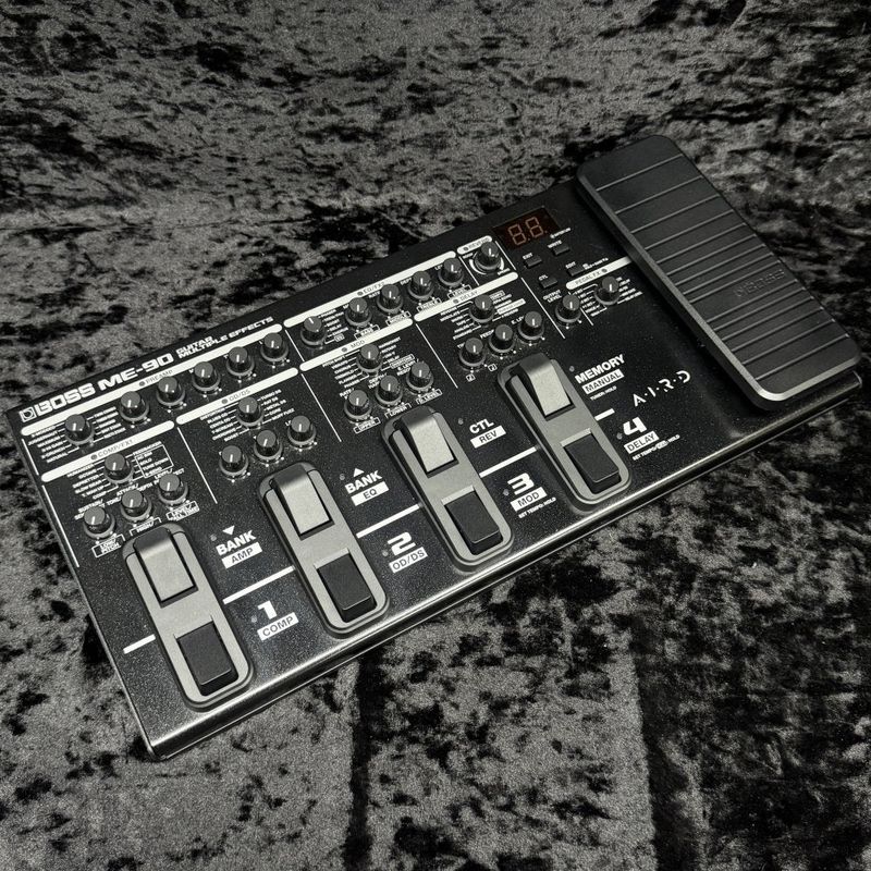 BOSS ME-90(最終値下げ値) 中古】BOSS / ME-90 / Guitar Multiple Effects 【新宿店】【9/29