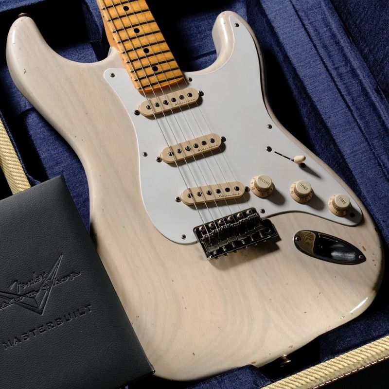 Fender Custom Shop / Master Built Series Eric Clapton Stratocaster Journeyman Relic Aged White Blonde built by Todd Krause 【渋谷店】