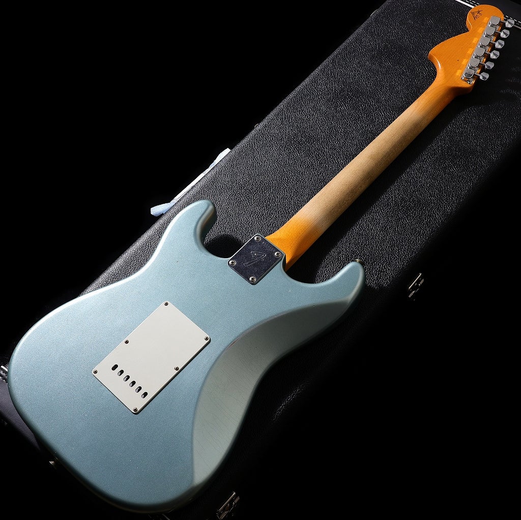 Fender Custom Shop / Master Built 1967 Stratocaster Journeyman Relic Aged Fire Mist Silver by Greg Fessler 사진 4