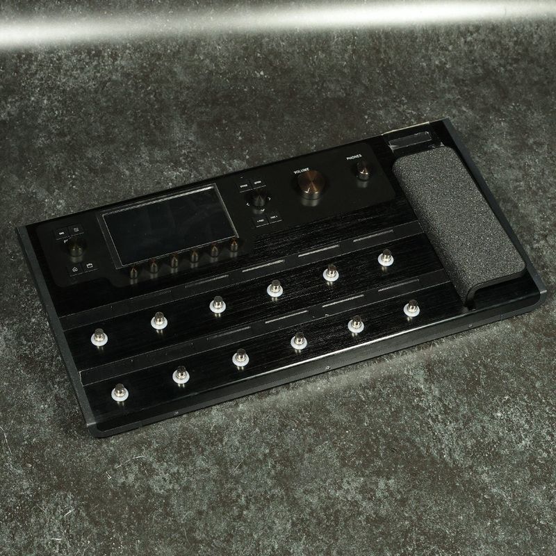 【中古】Line6 / Helix Floor マルチエフェクター 【名古屋栄店】