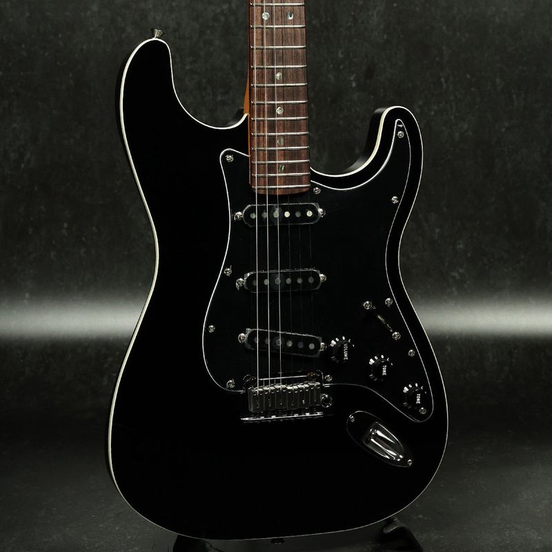 Fender / Made in Japan Limited Active Modern Stratocaster Rosewood Black 【S/N JD26019557】【名古屋栄店】