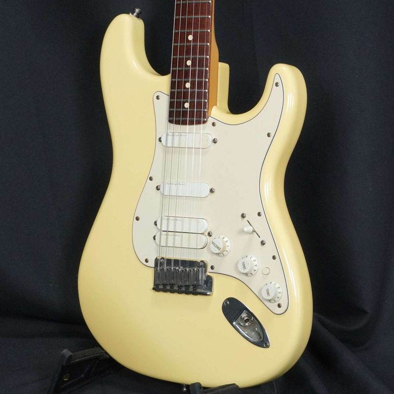 【中古】FENDER USA / Jeff Beck Stratocaster Rosewood Fingerboard Lace Sensor -2001- Vintage White 【御茶ノ水本店FINEST GUITARS】