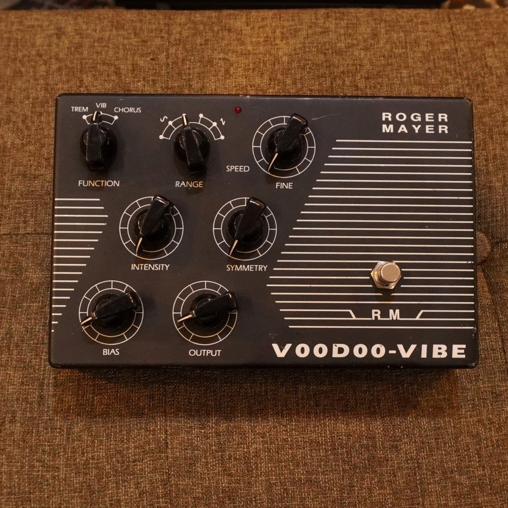 中古】ROGER MAYER / VOODOO-VIBE Tremolo/Vibrato/Chorus 【御茶ノ水