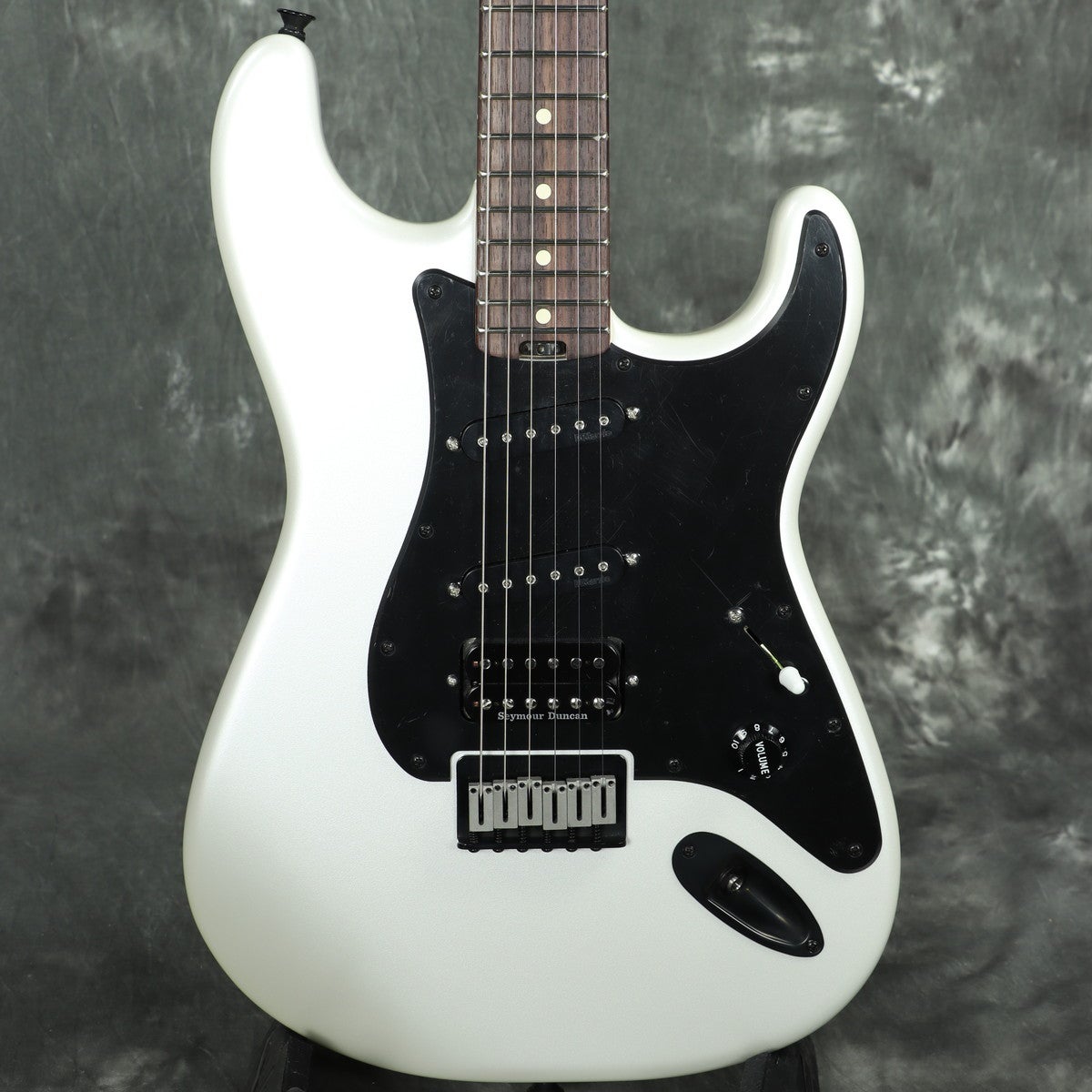 Charvel / Jake E Lee Signature Pro-Mod So-Cal Style 1 HSS HT RW