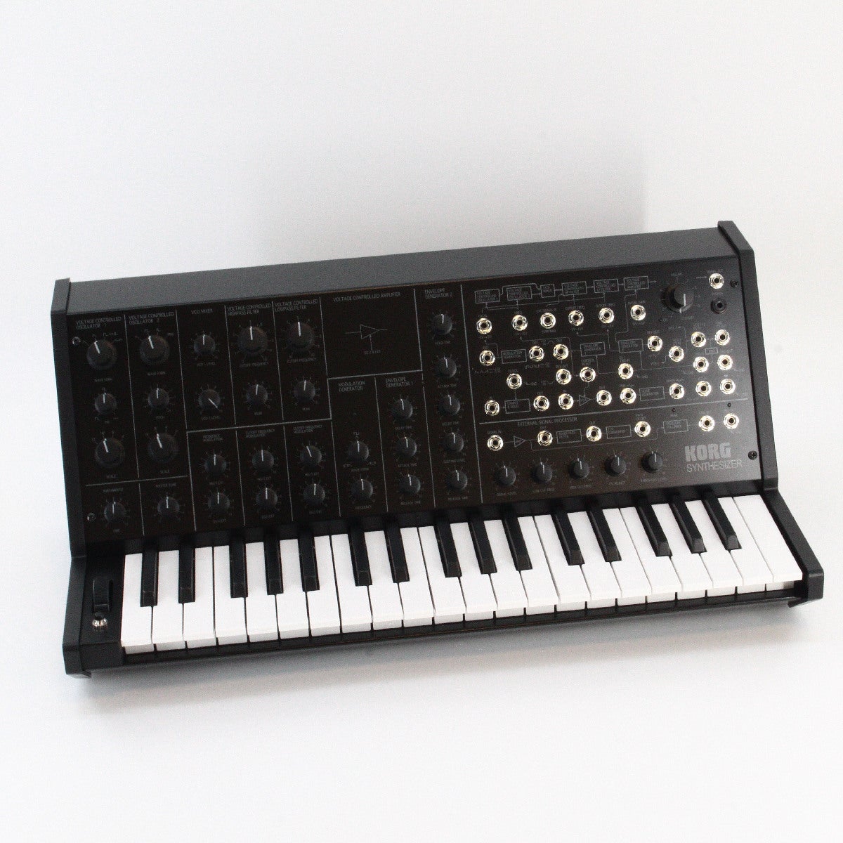 兵庫県神戸市より！KORG MS2000 アナログシンセサイザー送料込みです。 兵庫県神戸市より！KORG MS2000 アナログシンセサイザー送料込みです