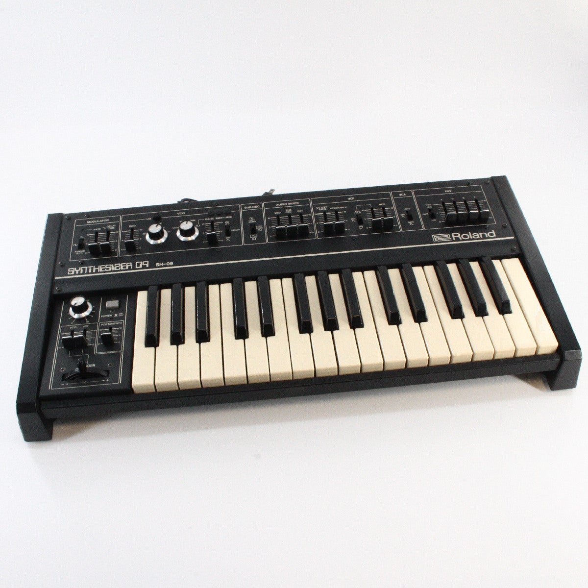 【希少】Roland SH-09 アナログシンセサイザー 本体 ハードケース付 中古】ROLAND / SH-09 【渋谷店】 | アナログシンセサイザー