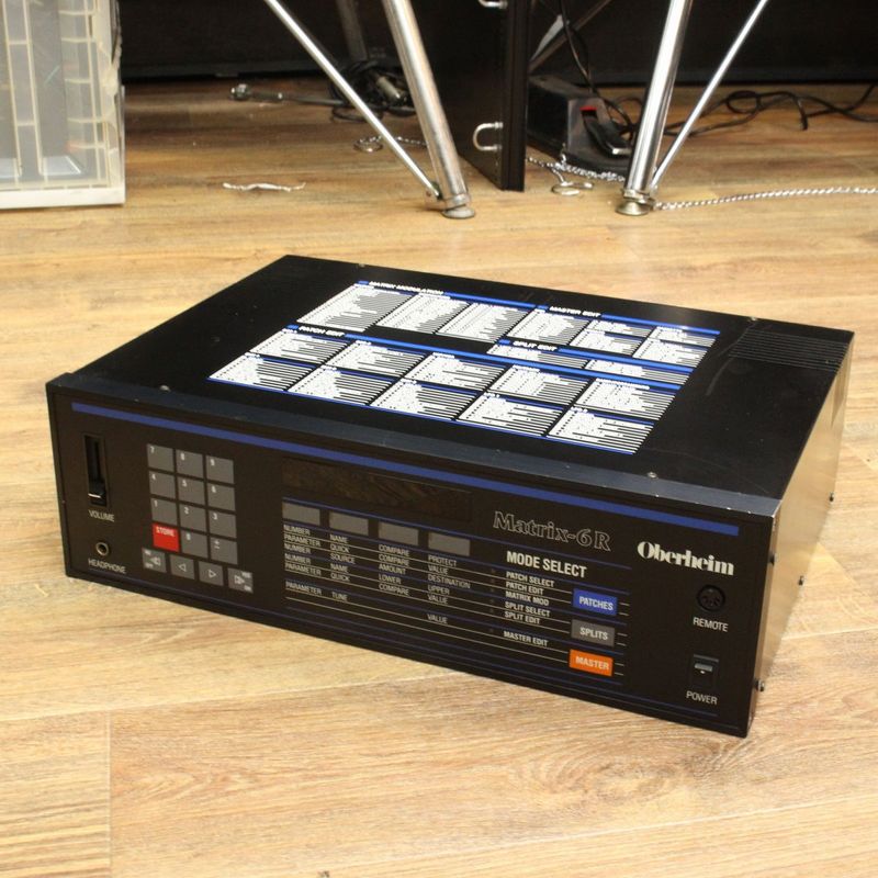 中古】 OBERHEIM / MATRIX-6R 【キーボードマート新宿】【新宿店