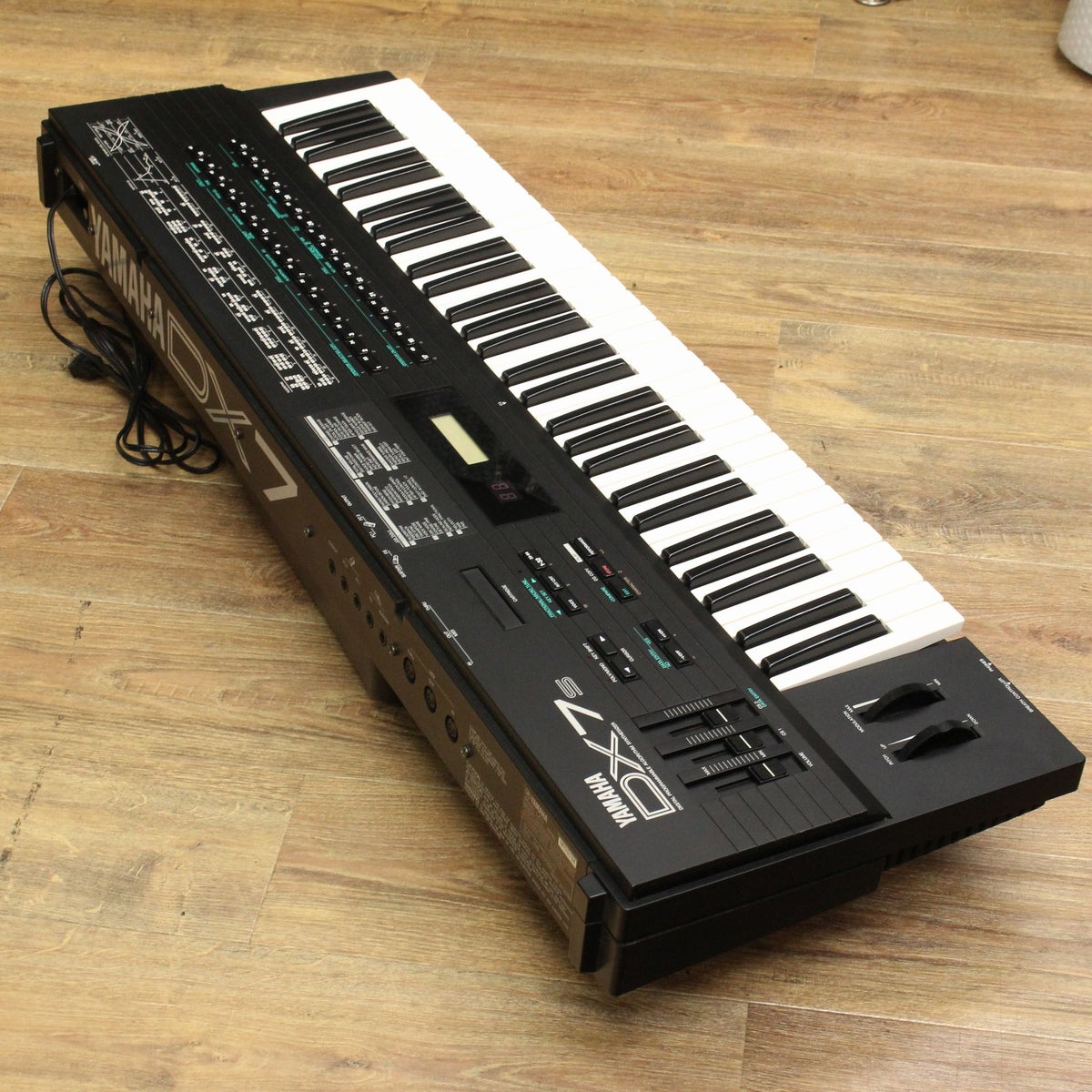 中古】 YAMAHA / DX7S 【キーボードマート新宿 オープン1周年記念
