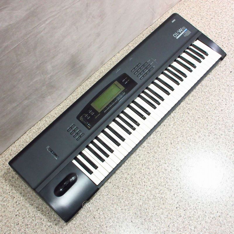 【音出し確認済】KORG 01/W FD シンセサイザー 61鍵盤 おまけ付き 中古】KORG / 01/W FD -SMF- 