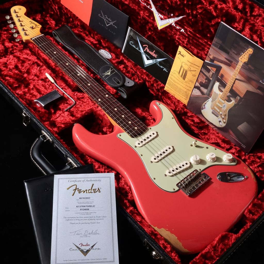 中古】Fender Custom Shop / 1962 Stratocaster Relic Fiesta Red