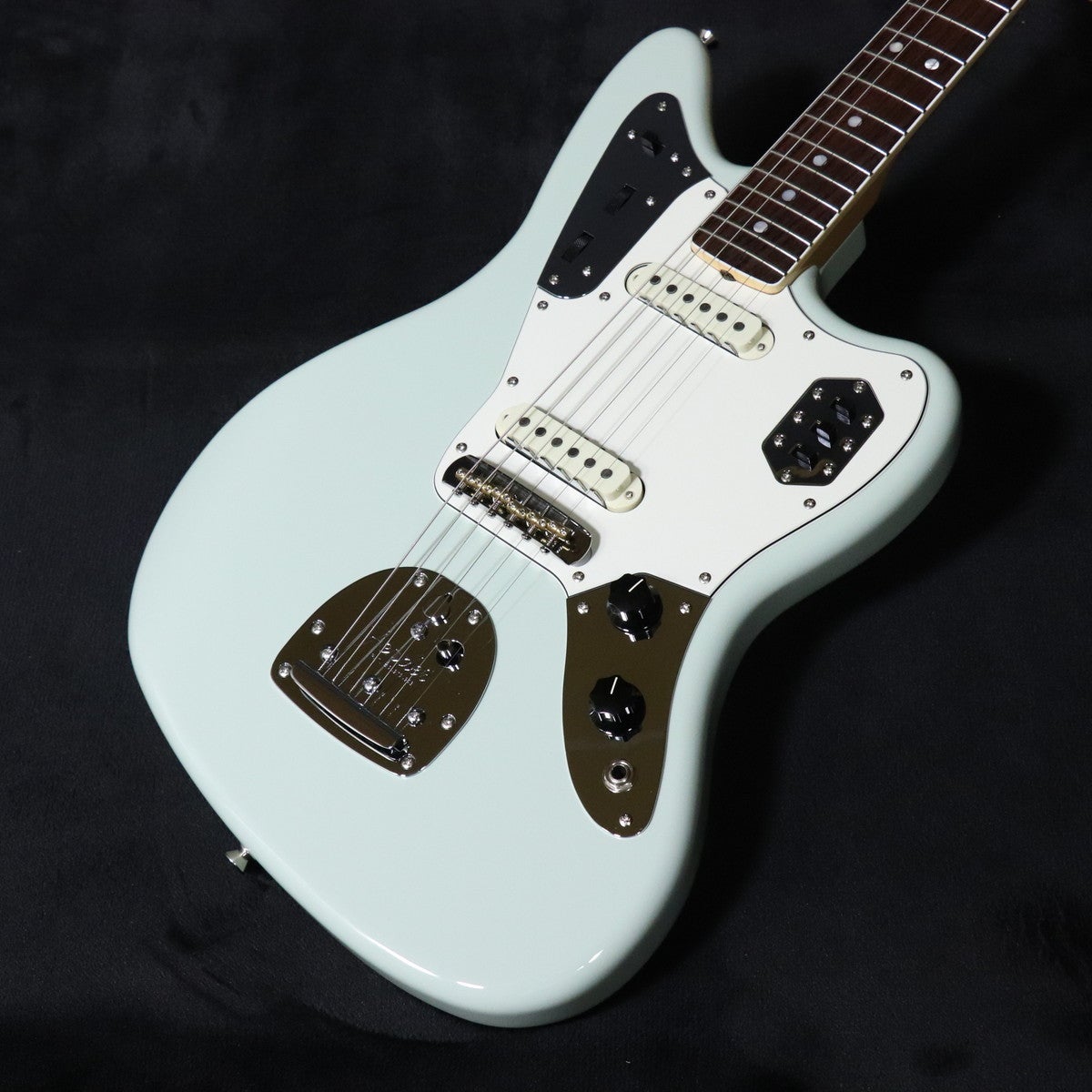 Fender / Moeka Shiotsuka Jaguar moni Rosewood Fingerboard Aged