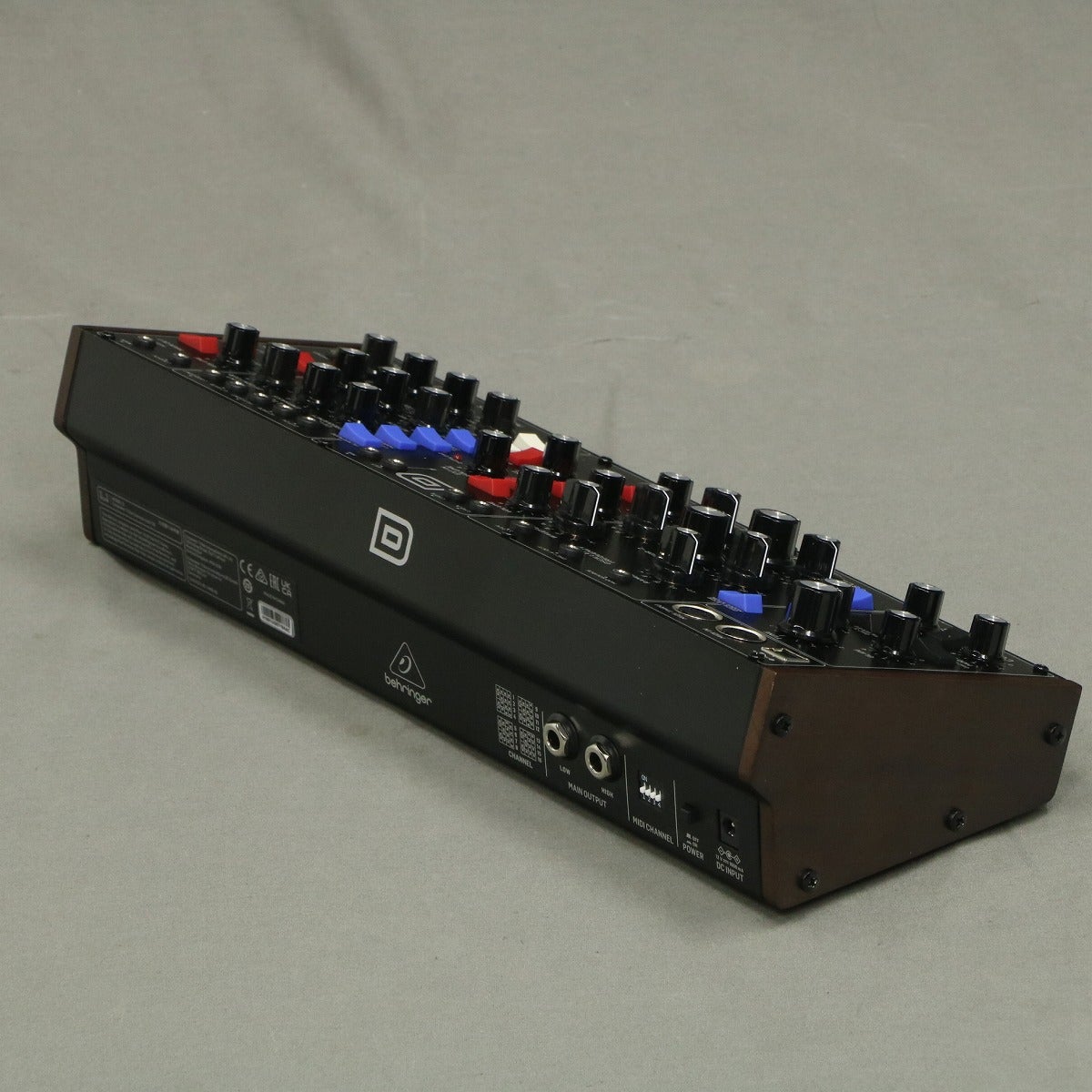 中古】 BEHRINGER / MODEL D 【御茶ノ水本店】 | アナログ