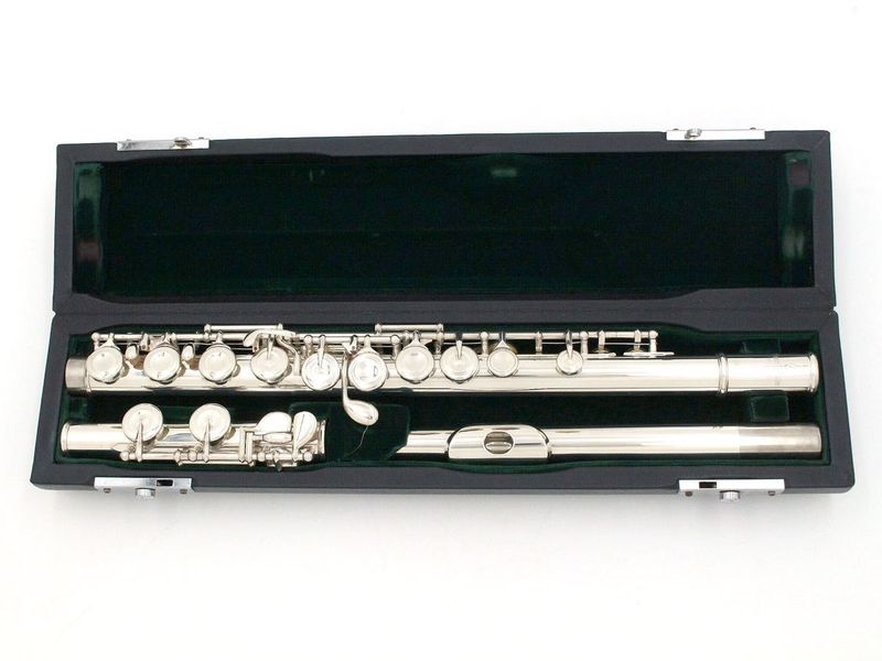 中古】PEARL / フルート PF-525E リッププレート銀製 全タンポ交換済み