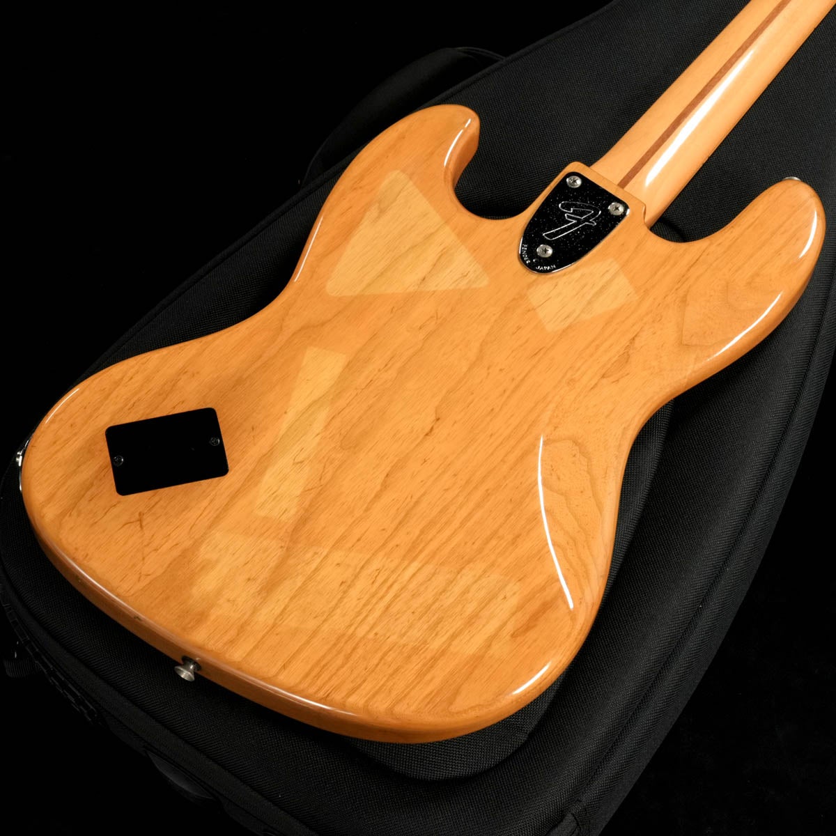 天秤座専用 fender JB75-80 Eシリアル サドウスキープリアンプ内蔵