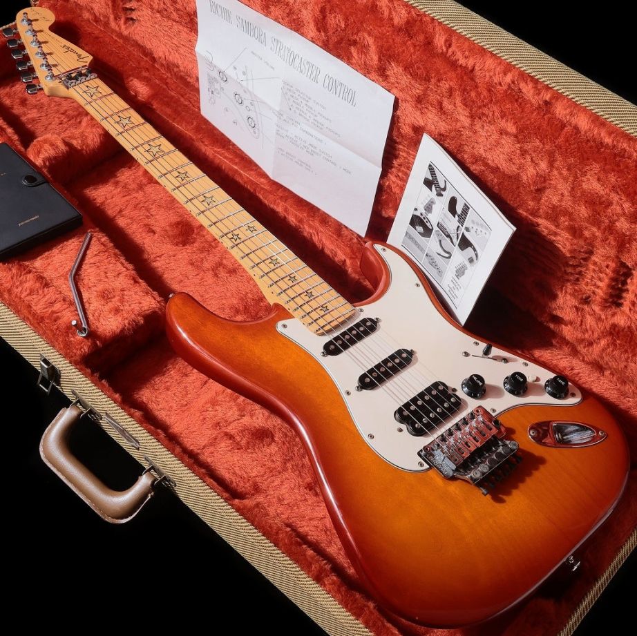 FENDER USA / Richie Sambora Stratocaster, Maple Cherry Sunburst