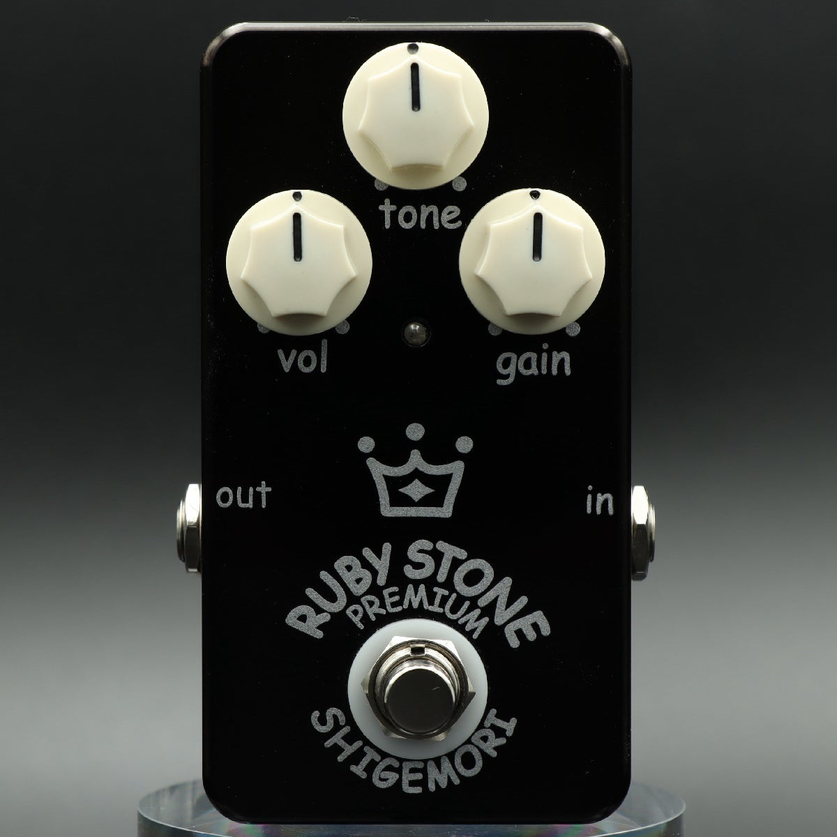 ボディーサイズからは想像もつかない極上のドライヴサウンド
