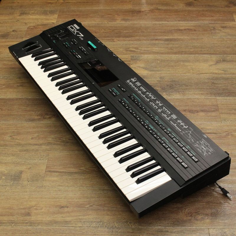 ☆超激レア YAMAHA DX7 デジタル シンセサイザー キーボード 61鍵盤 DX7 (シンセサイザー・キーボード × YAMAHA)の検索結果 | ギター
