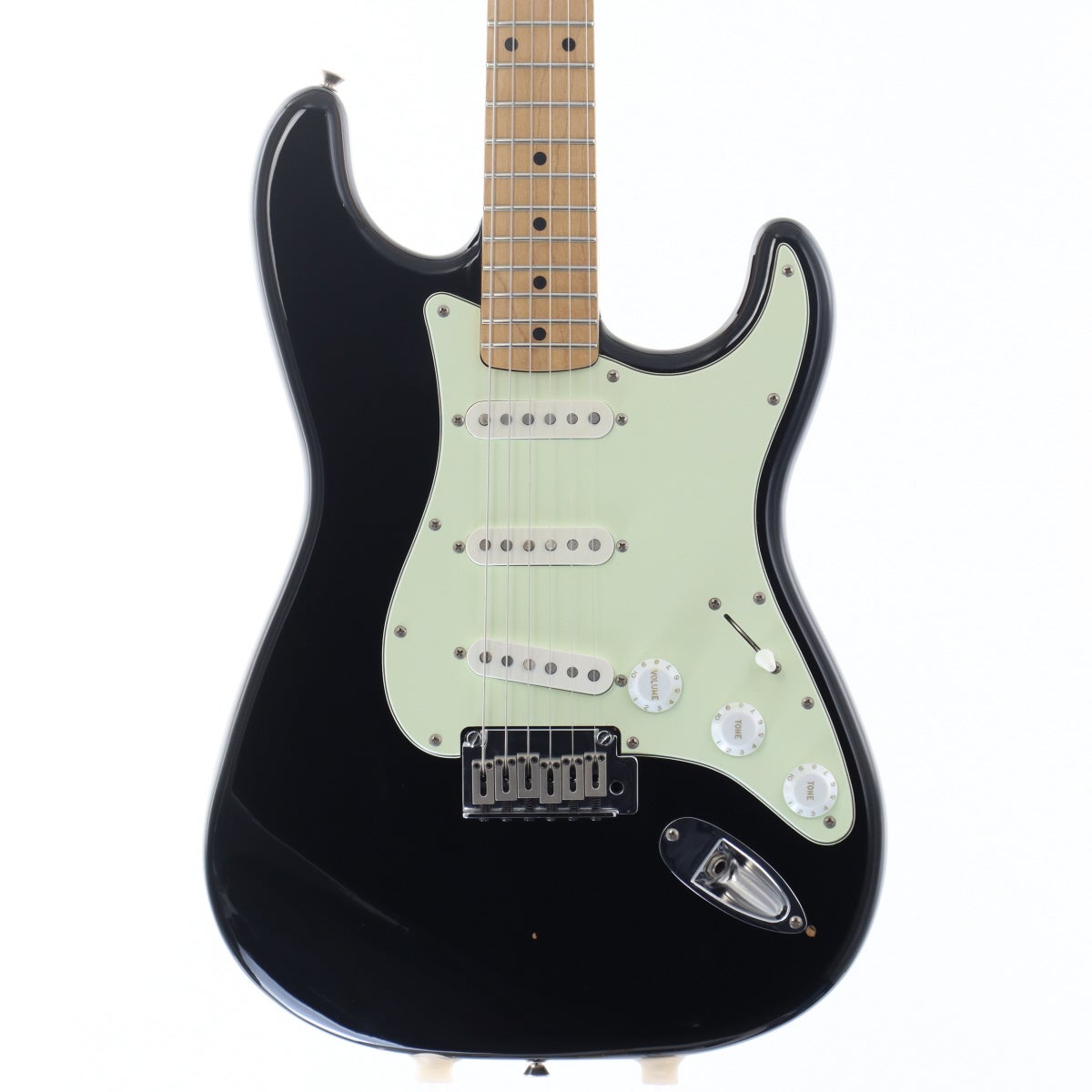 中古】SQUIER / Standard Stratocaster Maple Fingerboard Black 【訳