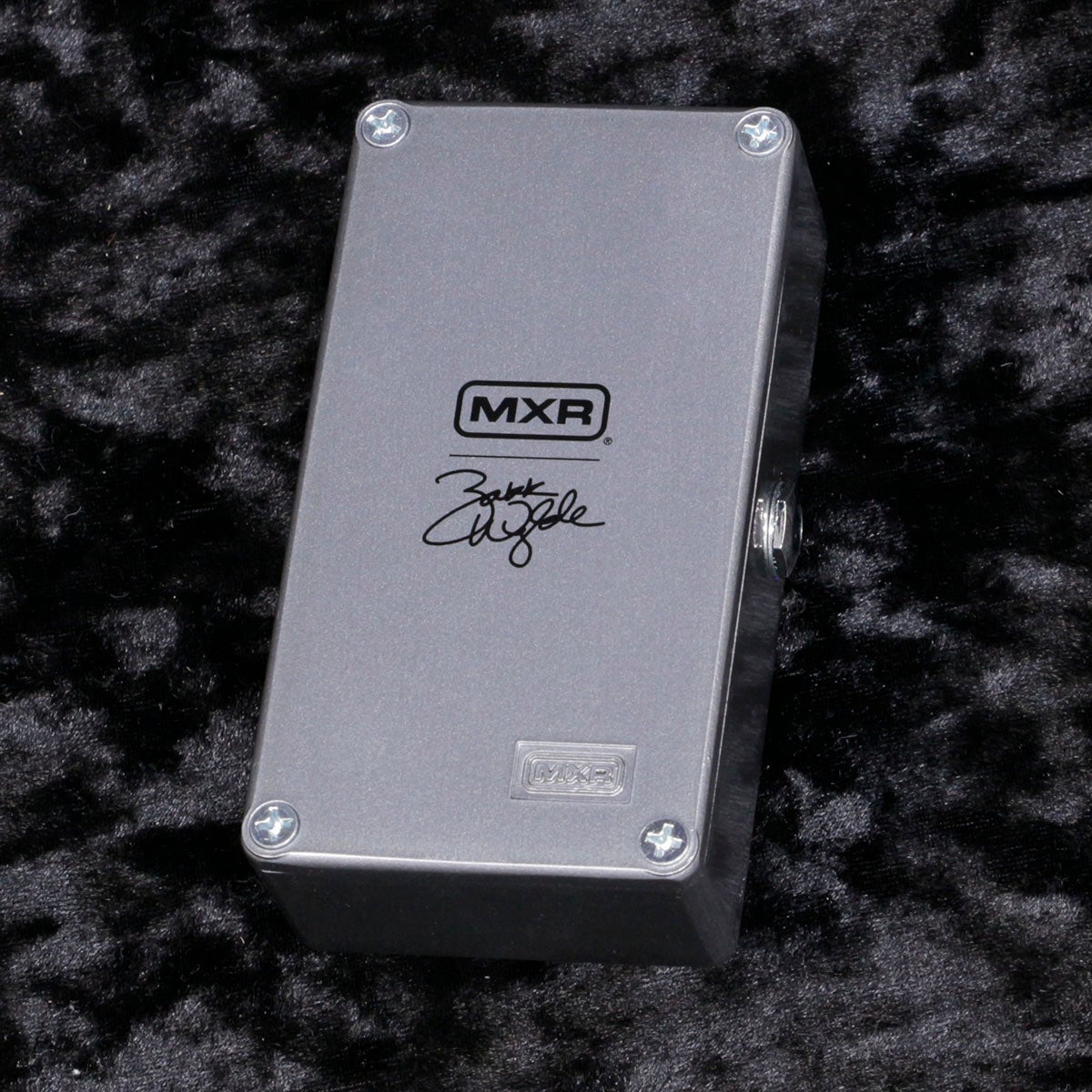 インパクト抜群！ザック・ワイルドBuzzsawモデルのレストアベース 中古】MXR / WA44 Wylde Audio overdrive 【新宿店】 | オーバー
