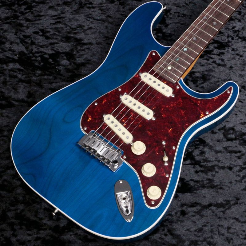 ストラトキャスタータイプ × FENDER MADE IN JAPAN × ブルー)の検索