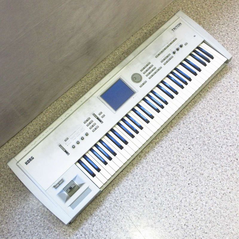 中古】KORG / TRITON 61key -ver.2.50- 