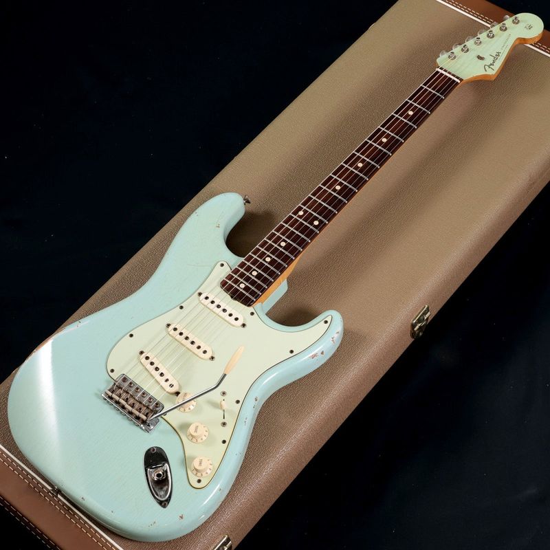 Fender (ストラトキャスタータイプ × ブルー × B＋：多少傷はあるが