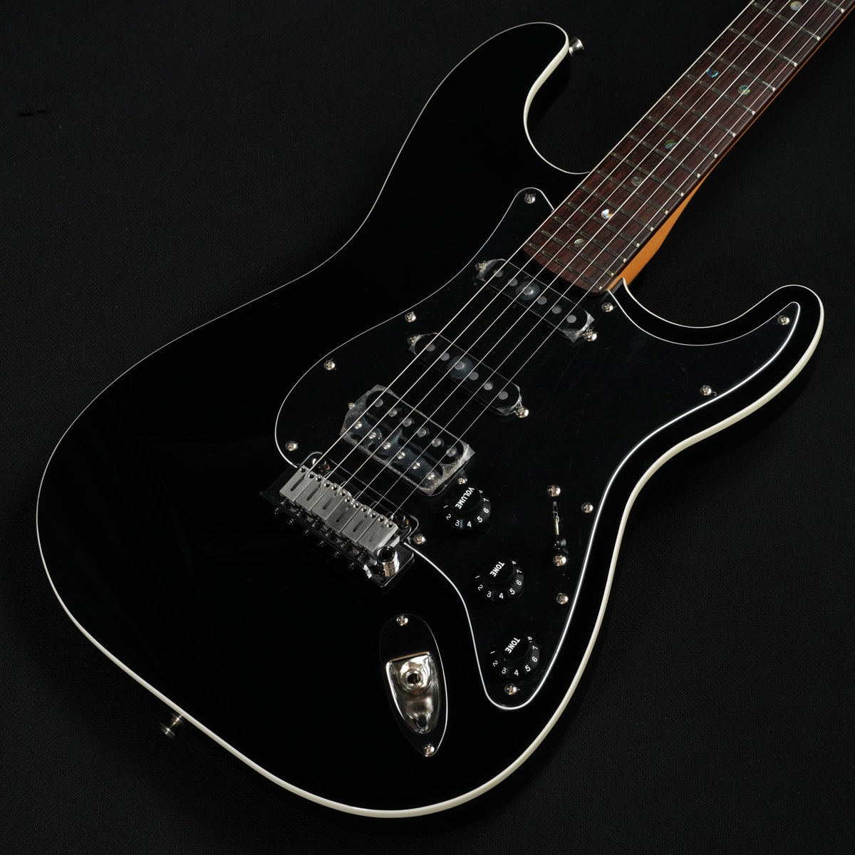Fender / MIJ Limited Active Modern Stratocaster Black ≪S/N