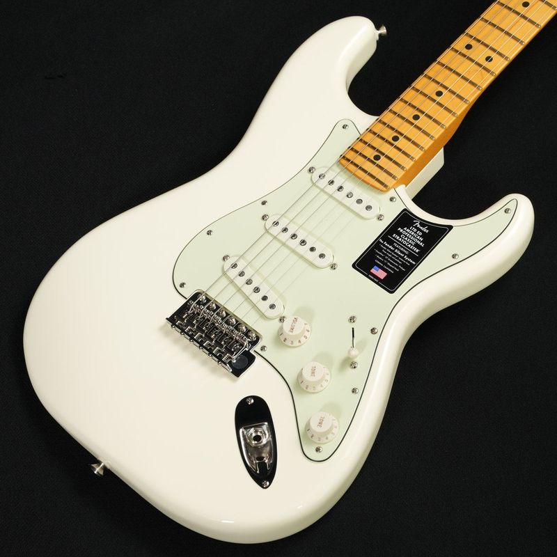 Fender / Limited Edition Pro Classic Silent Stratocaster Olympic