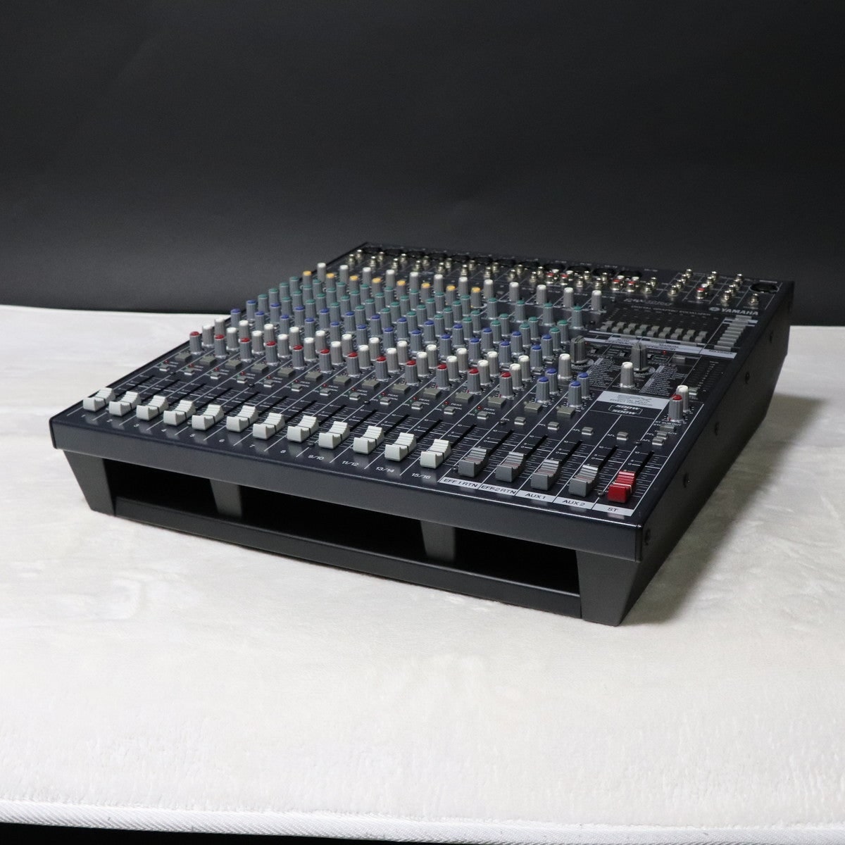 中古】YAMAHA / EMX5016CF 【梅田店】 | パワードミキサー | イシバシ楽器