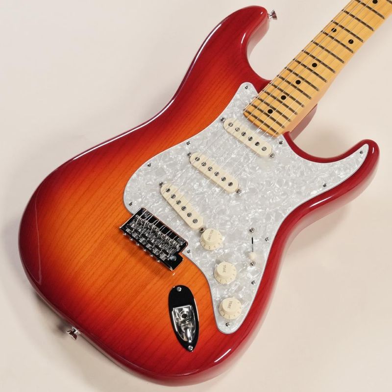 Fender / American Professional Stratocaster Maple Fingerboard Aged