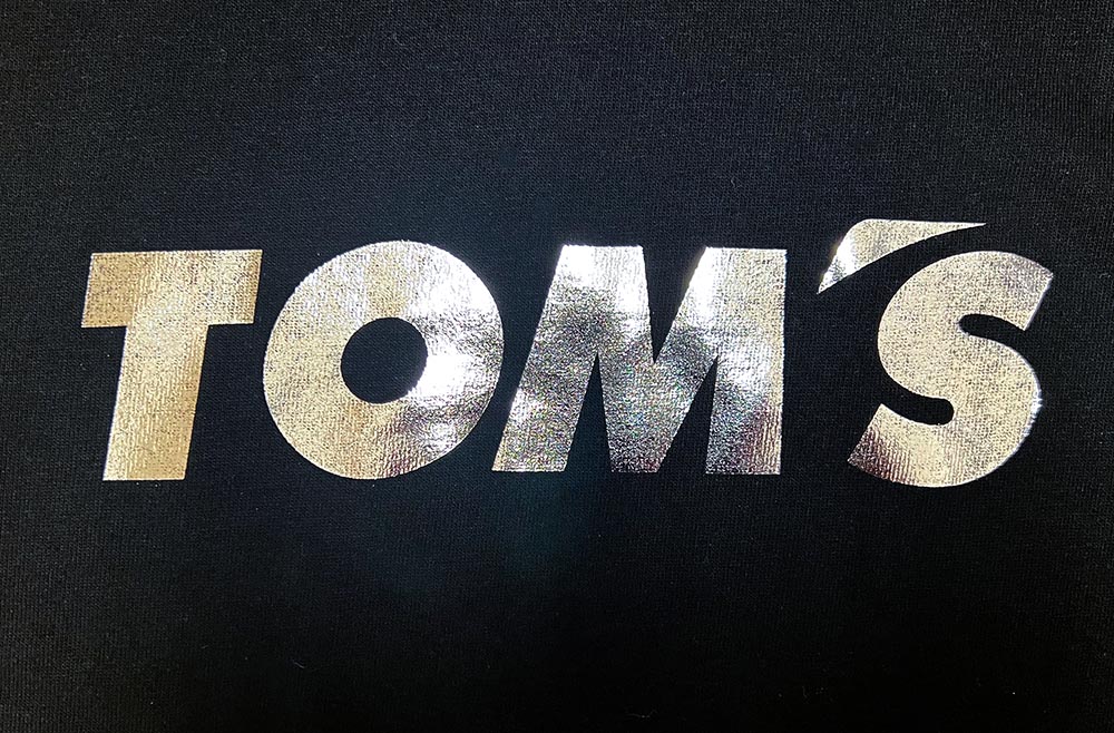 TOM'S Tシャツ　ブラック 箔プリント L