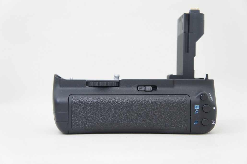 バッテリーグリップ BG-E7 (EOS7D用)【中古管理番号：H0446】 | 中古