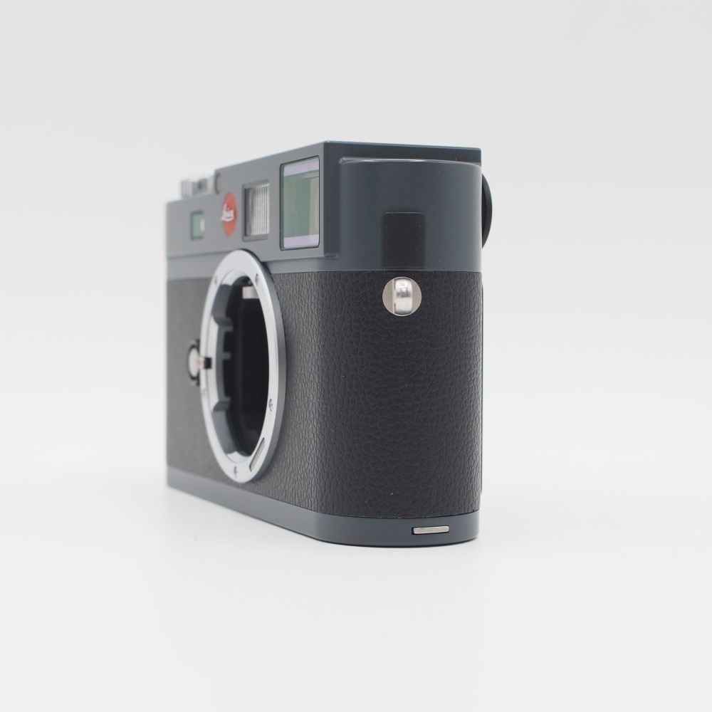 【美品】LEICA M-E Type220 ライカ 美品】LEICA M-E Type220 ライカ - メルカリ