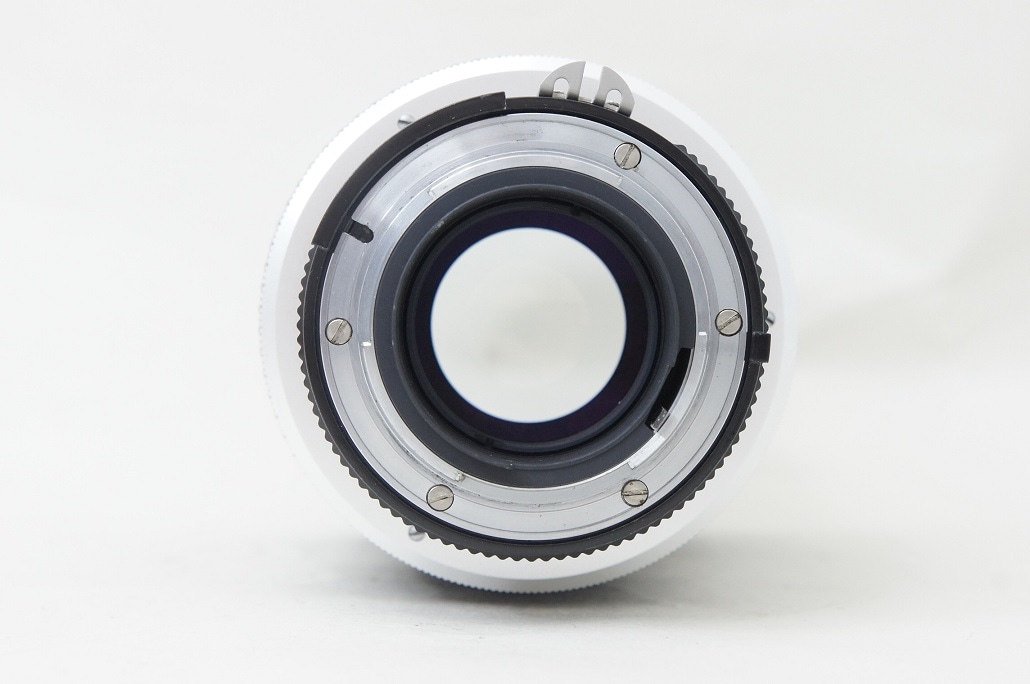 Nikon ニコン Nikkor-P Auto 180mm f2.8 Ai改 ニコン 【中古】Nikon NIKKOR-P Auto 180mm f/2.8 Ai改 : 中古