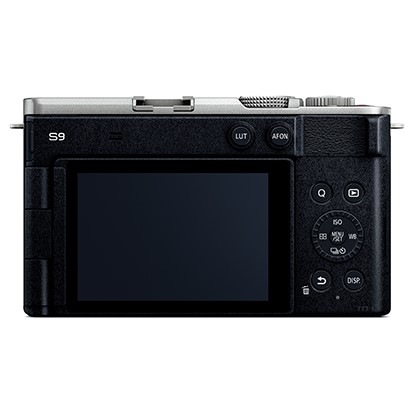 Panasonic - 【中古】(パナソニック) Panasonic DC-S9-S ダークシルバー Panasonic LUMIX S9 ボディ ダークシルバー DC-S9-S｜新品通販