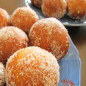 HBで簡単！ほっこり焼きいもあんドーナツ