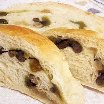 HBで簡単！抹茶あんと甘納豆のぐるぐるブレッド