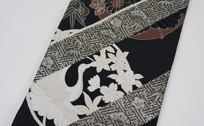 正絹✿吉祥花唐草文金糸袋帯