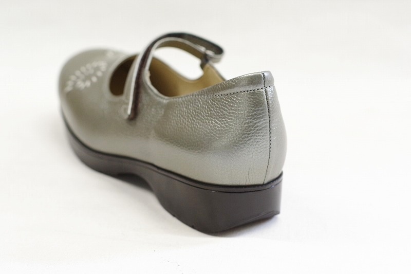 1050-3E���������󥷥��󥯥쥶�� 