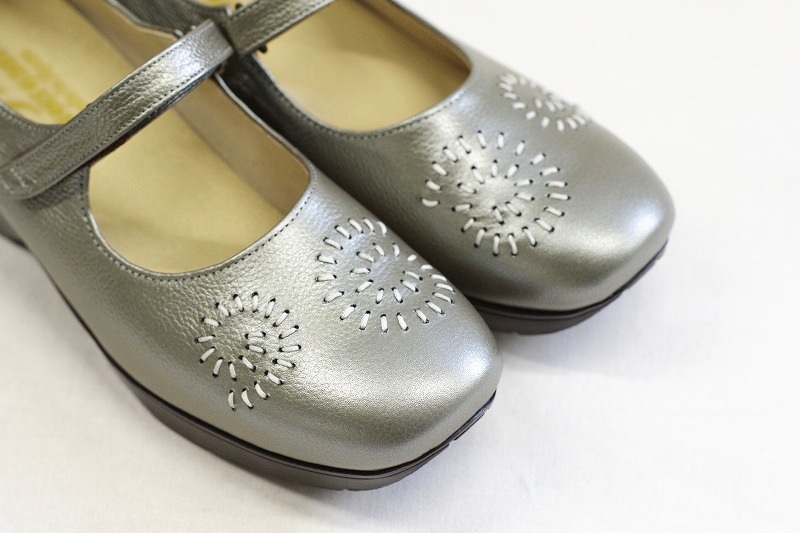 1050-3E���������󥷥��󥯥쥶�� 