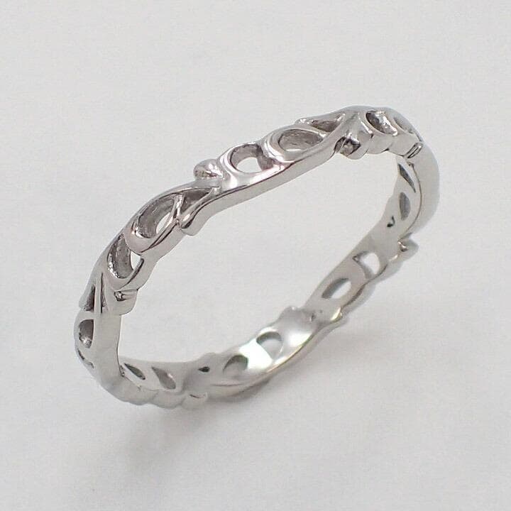 送料込み 選べる8サイズ アラベスク柄が男性にも人気 かっこいい ステンレスリング アレルギーフリー 金属アレルギー対応 指輪 アラベスク ペアリング おしゃれ かわいい リングケース アクセサリー 華奢 バレンタイン ホワイトデー 316L メンズ レディース 19juuku