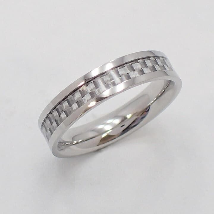 送料込み 選べる8サイズ おしゃれなホワイトカラー おしゃれ かっこいい 太め 23号 大きいサイズ 大きめ 個性的 ステンレスリング 指輪 アレルギーフリー 金属アレルギー対応 ホワイト 白 ペアリング ホワイトデー 誕生日プレゼント 316L 名入れ メンズ レディース 19juuku