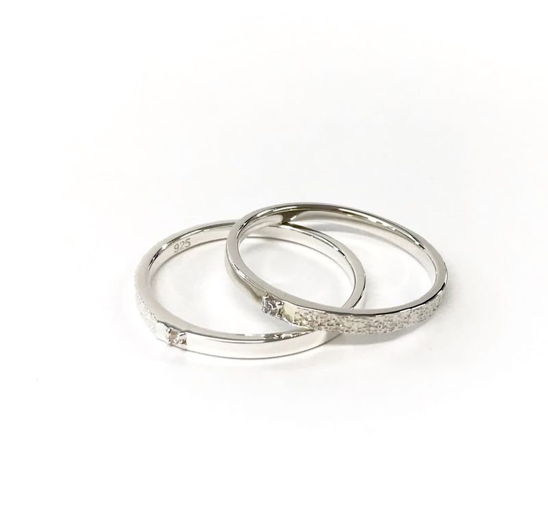 選べる8サイズ 華奢なリング 結婚指輪 かわいい おしゃれ プレゼントにもおすすめ リング ペアリング 指輪 キラキラ キュービックジルコニア 細い お揃い 可愛い 華奢 バレンタイン ホワイトデー 誕生日 プレゼント シルバー925 レディース ジルコニア ストーン 19juuku