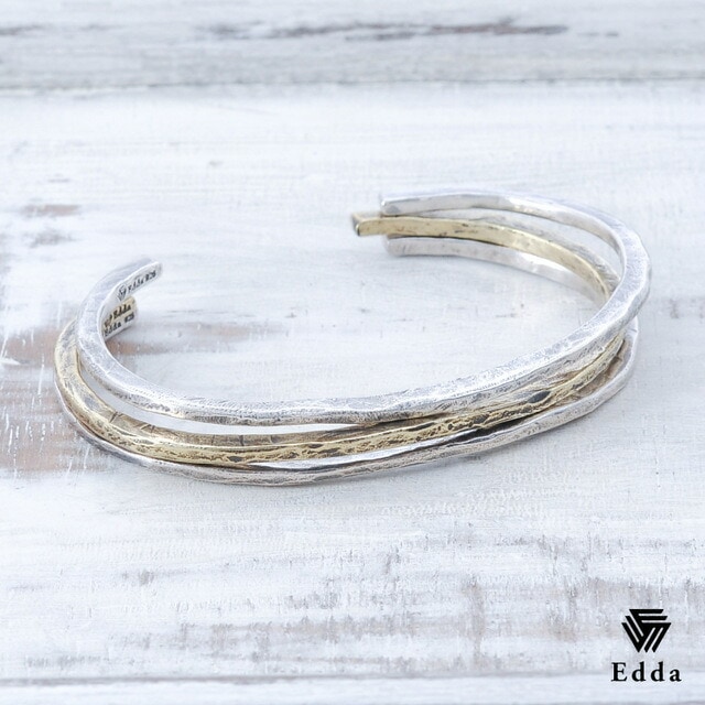 送料込み ３連おしゃれブレス プレゼントにもおすすめ かわいい かっこいい おしゃれ バングル シルバーバングル ブレスレット 人気 ゴールド シルバー ブレス 重ねずけ 三連 シンプル いぶし 燻し メンズ レディース バレンタイン ホワイトデー 19juuku Edda エッダ